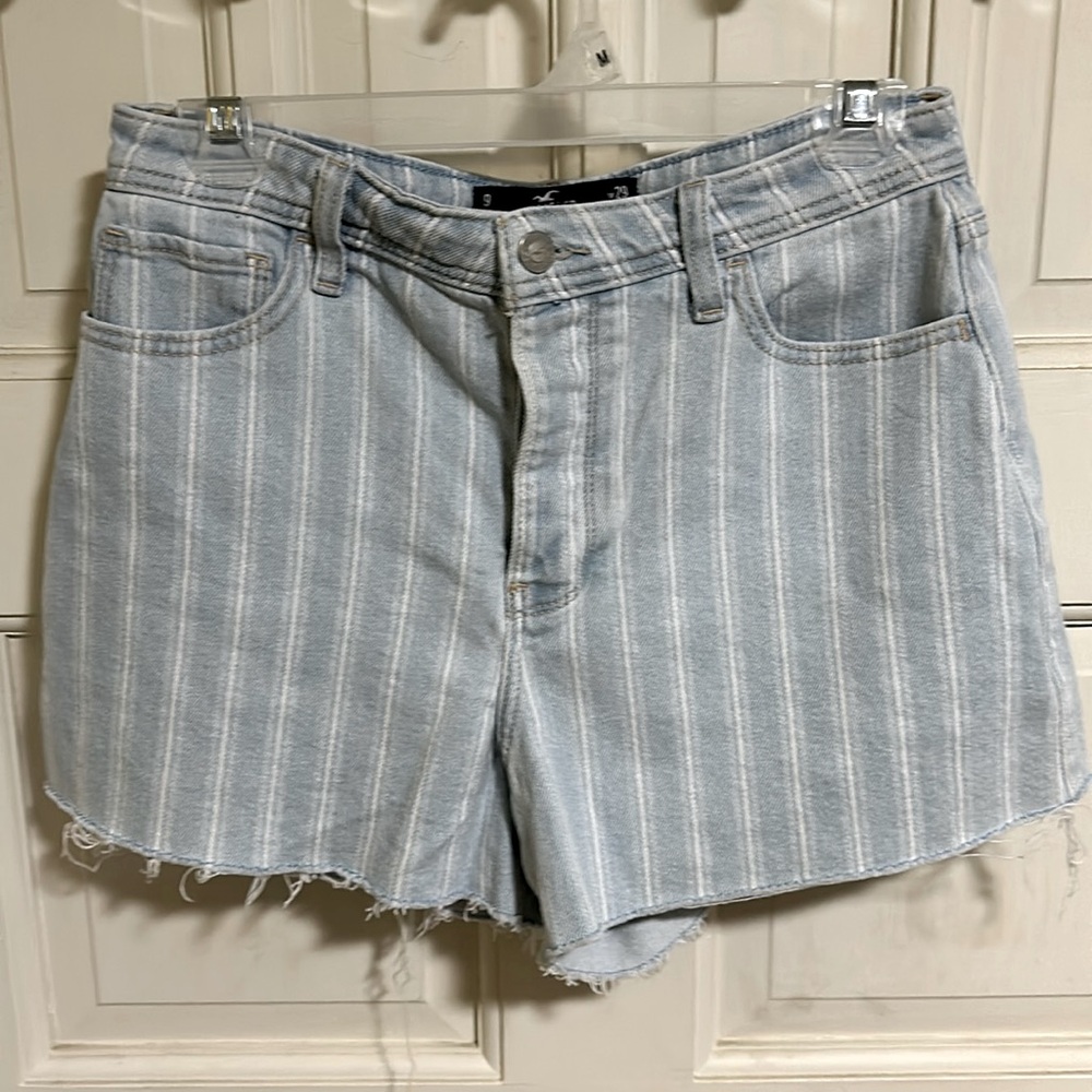 Hollister Pinstripe Ultra High-Rise Mom Shorts 3" Light Blue Denim Cut-Off Sz 9
